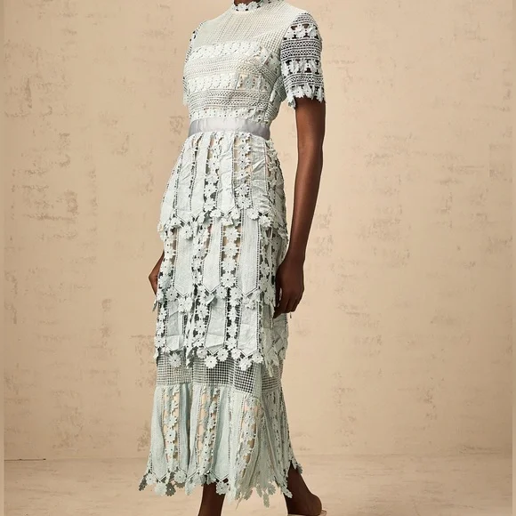 Elegant Lace Maxi Dress in Soft Icy Mint Color - Picture 5 of 15